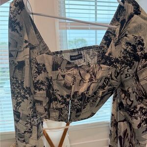 Urban Outfitters Black and Cream Printed Women's Corset top